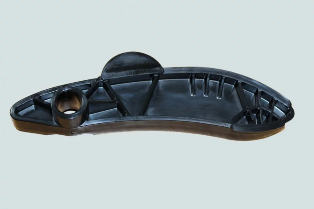 фото направляющая цепи левая (isf2.8) 5262516 foton 5267973 